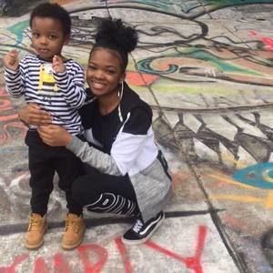 Meet your Posher, Nia